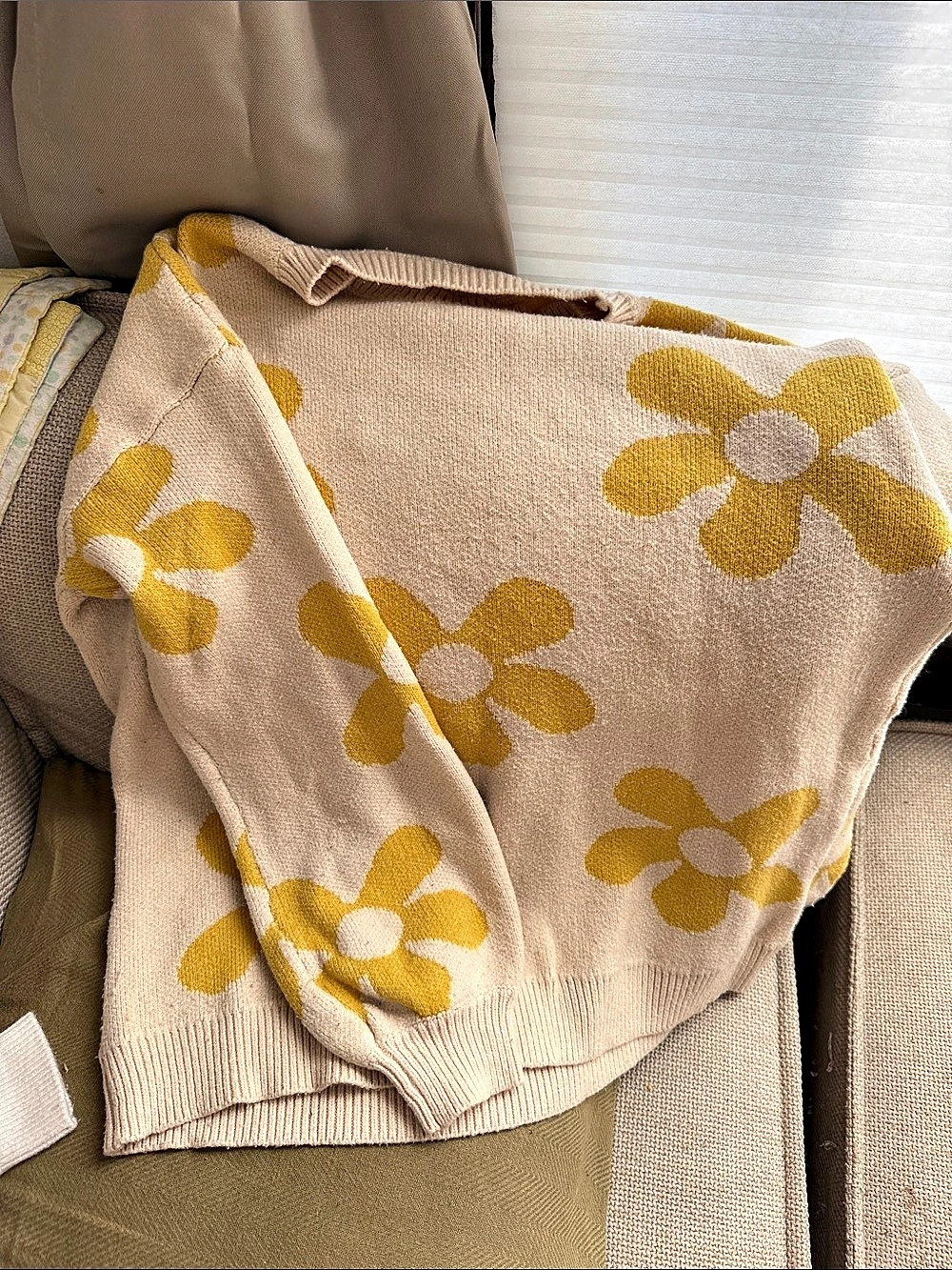 Three Bird Nest Daisy Path Sweater Beige & Yellow